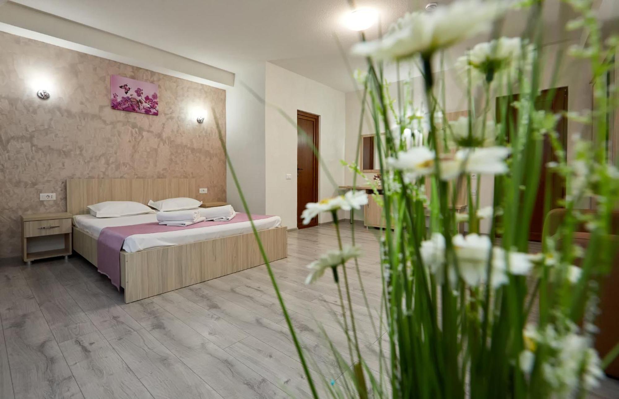 Hotel Coralis Észak-Eforie Kültér fotó