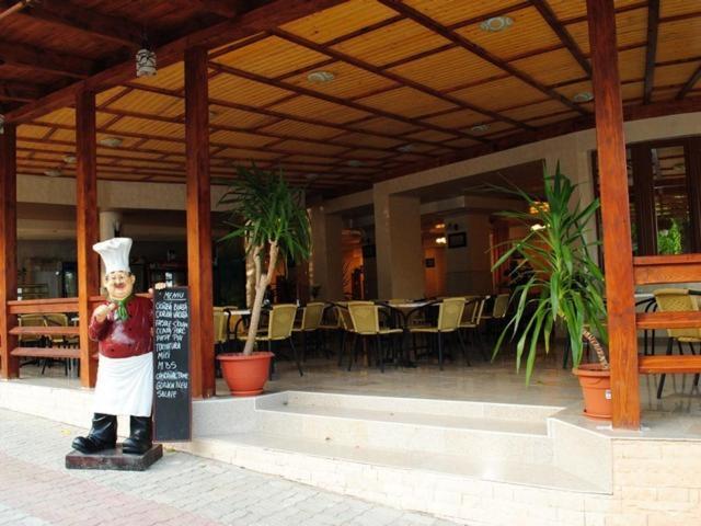 Hotel Coralis Észak-Eforie Kültér fotó