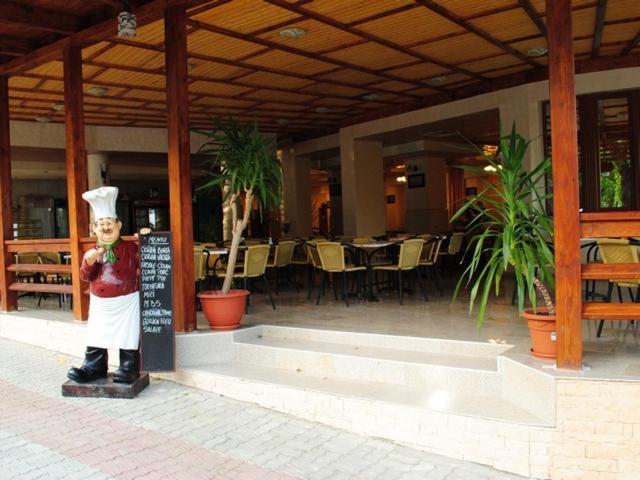Hotel Coralis Észak-Eforie Kültér fotó