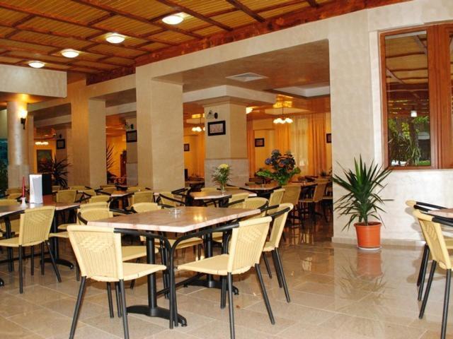 Hotel Coralis Észak-Eforie Kültér fotó