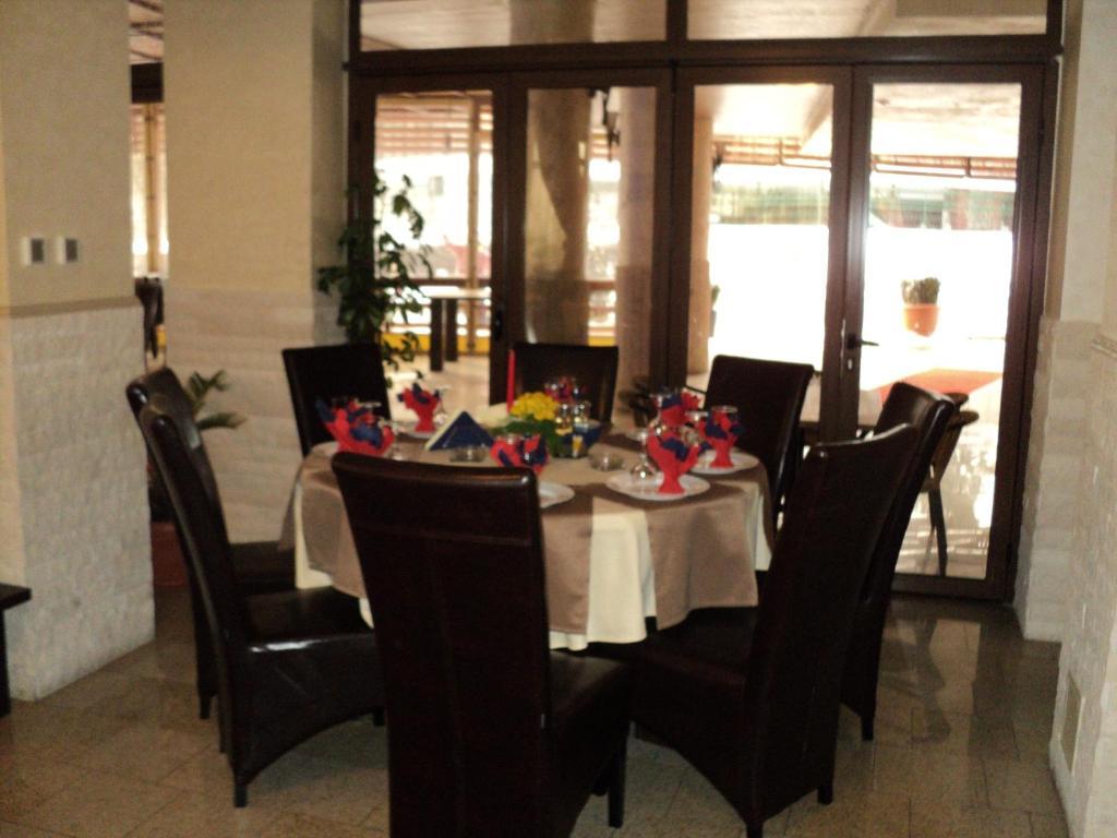 Hotel Coralis Észak-Eforie Kültér fotó